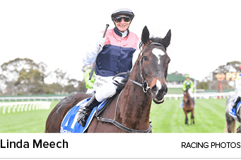 Linda Meech racing photo