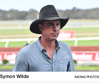 Symon Wilde racing photo